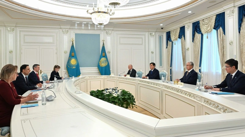 Президент Казахстана принял Государственного министра по торговле Великобритании 