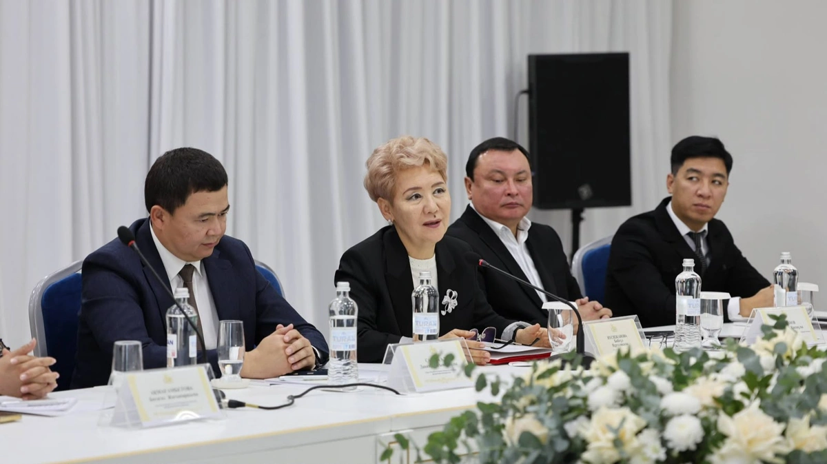 Көкшеде мәдени маусымашар: филармонияның 80 жылдығы атап өтілді 