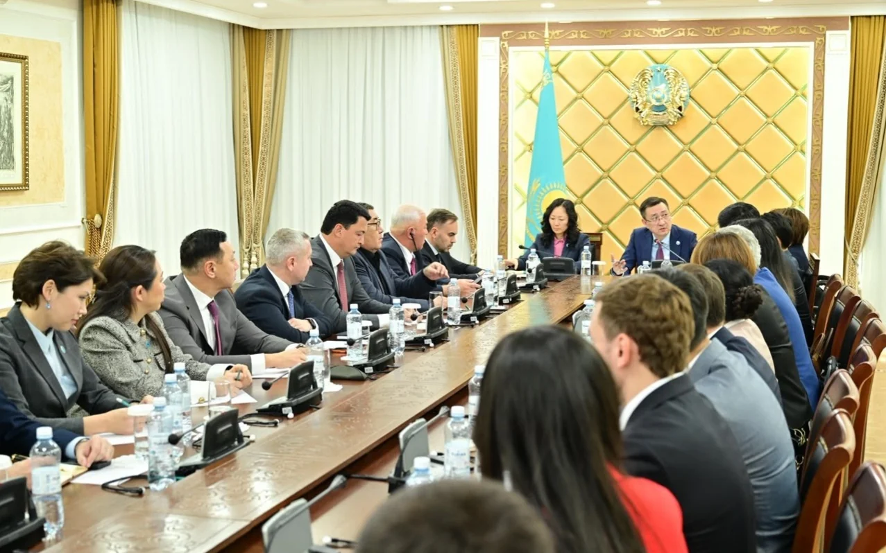 Қазақстан Халық Кеңесінде қоғамдық бастамаларды дамыту комитеті жұмысын бастады 