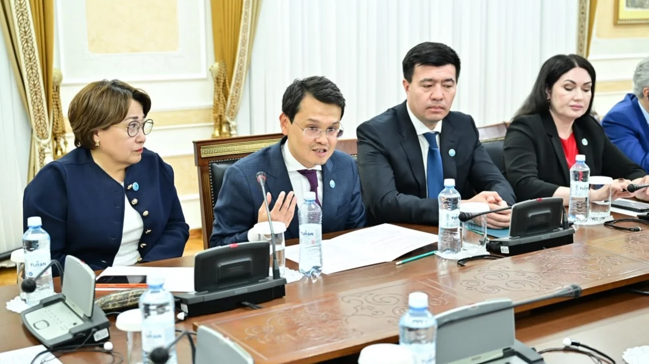 Қазақстан Халық Кеңесінде қоғамдық бастамаларды дамыту комитеті жұмысын бастады 