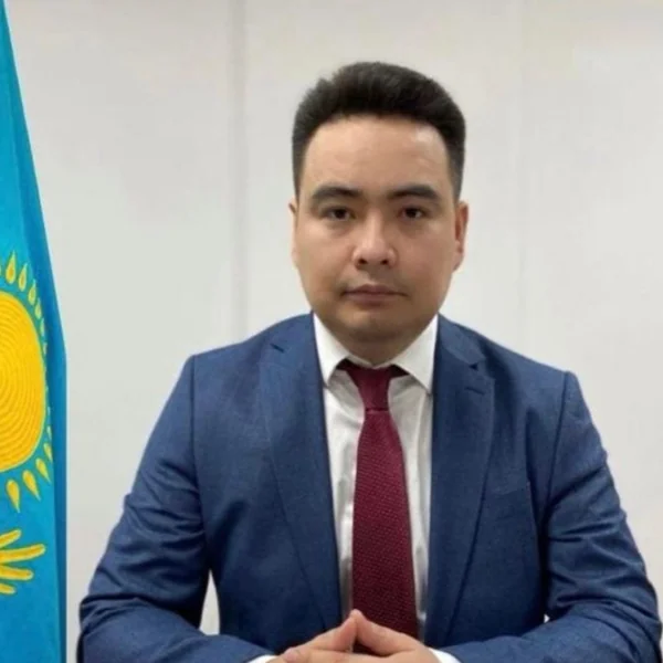 Санжар Таскинбаевич Бурлибаев