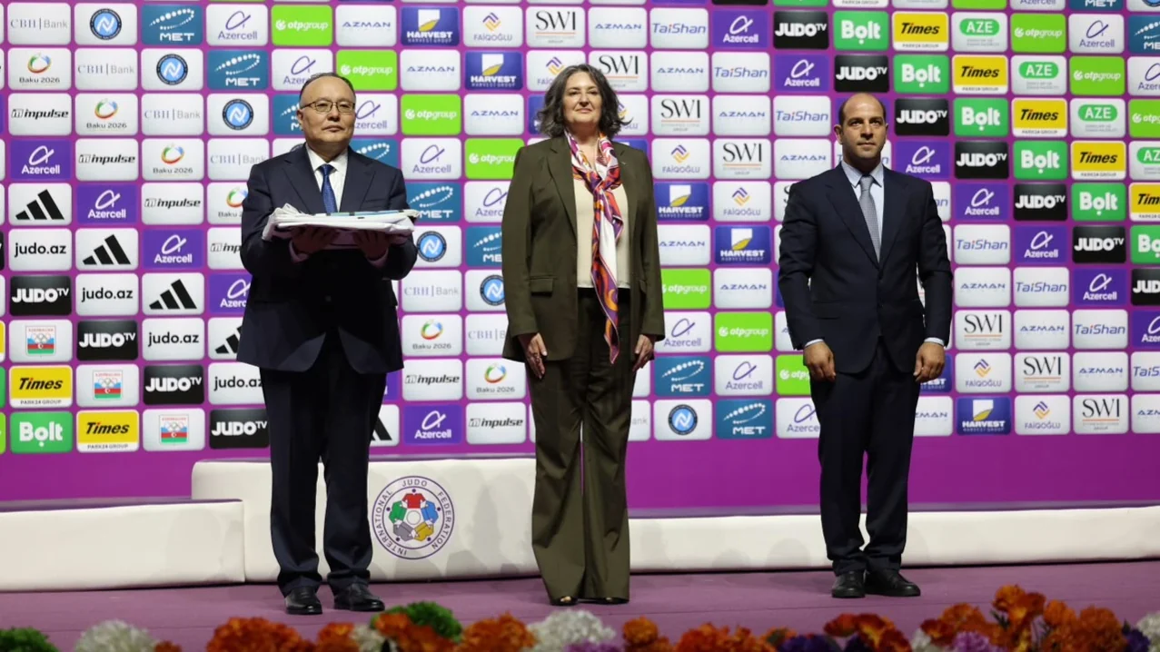 Казахстан готовится к чемпионату мира по дзюдо: флаг турнира передан Астане