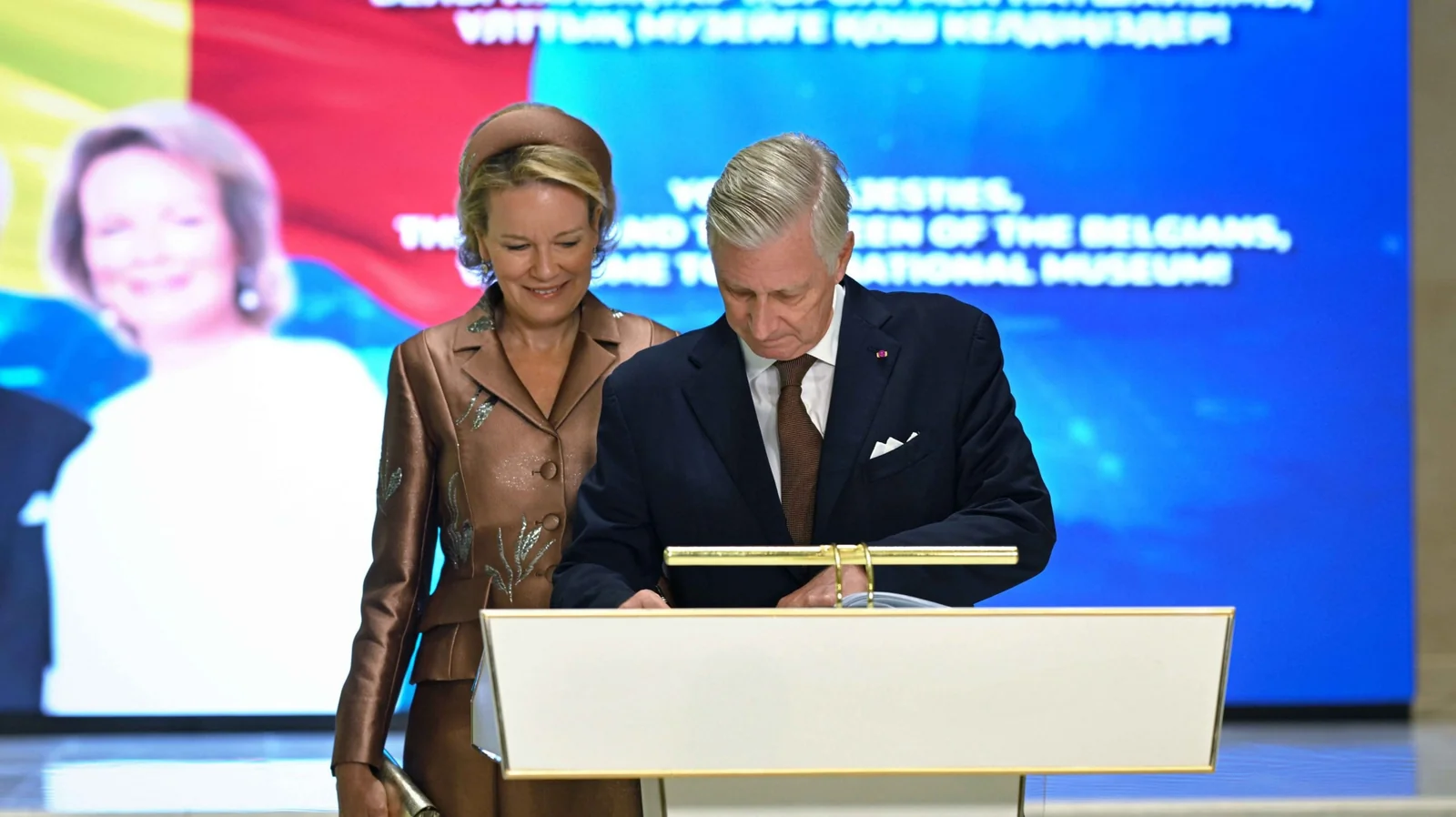 Қазақстан Президенті Бельгиялықтар Королімен және Патшайымымен бірге Ұлттық музейге барды