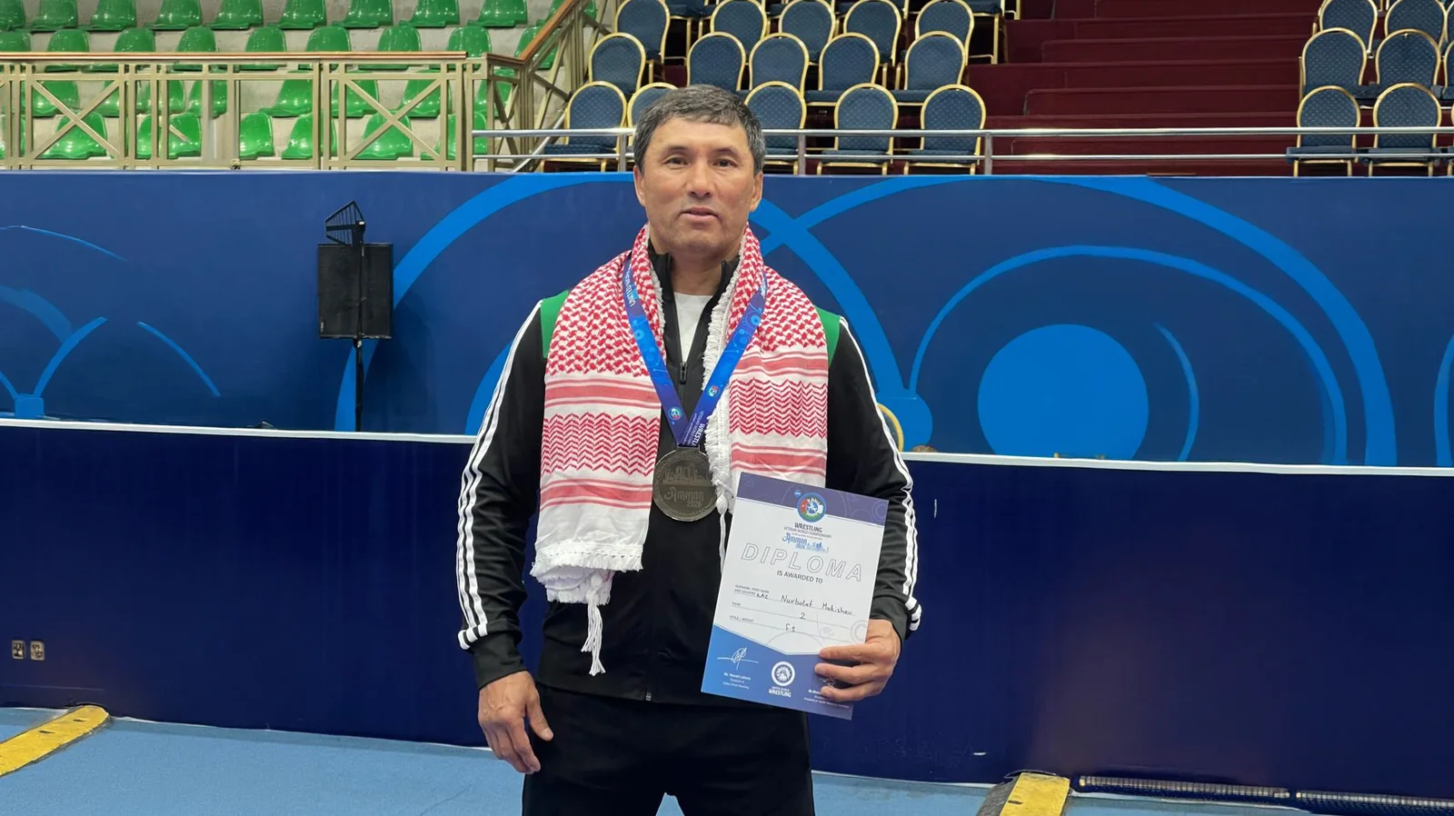 Казахстанец стал вице-чемпионом мира среди ветеранов по вольной борьбе