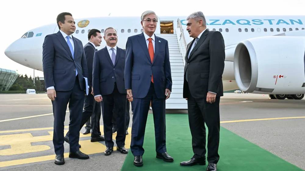 Kassym-Jomart Tokayev arrives in Baku for CICA summit