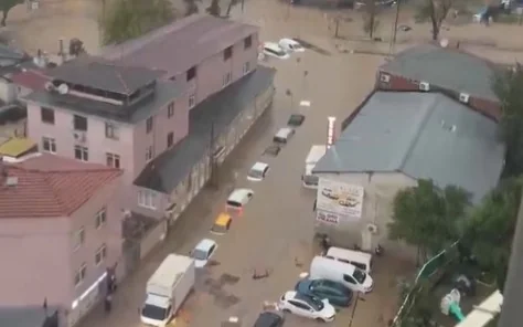 2 killed in flash floods in Istanbul