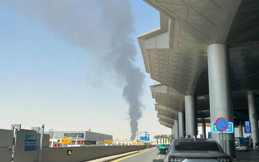 17 killed, more than 330 injured in attacks on Riyadh airport 