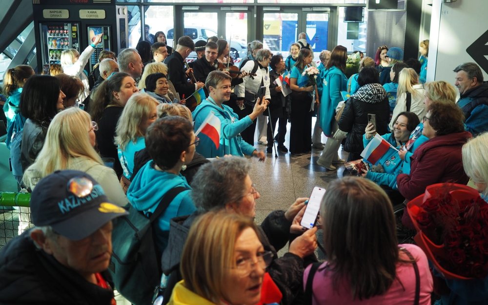 Fans welcome Dimash Qudaibergen ahead of DIMENSIONS World Tour launch а
