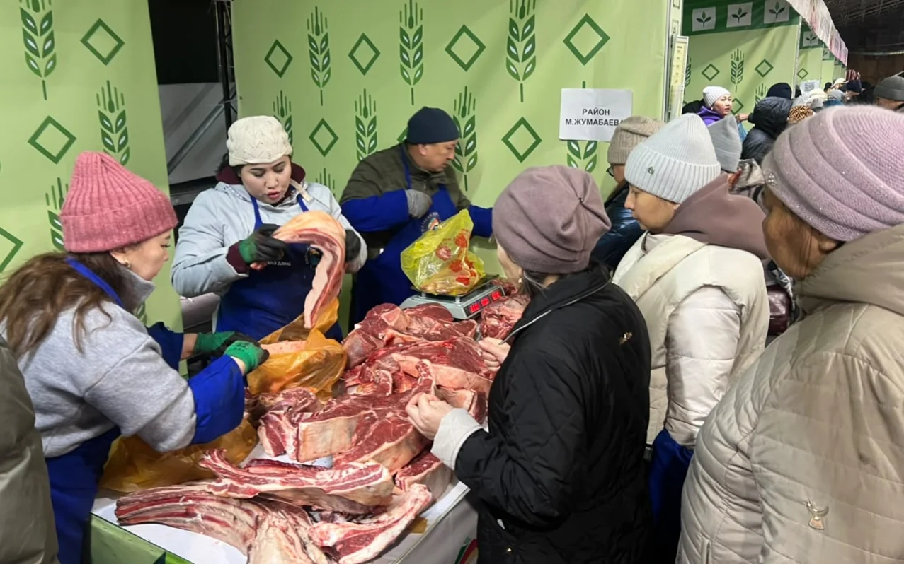 Товаропроизводители СКО привезли более 1 000 тонн продукции на ярмарку в Астану