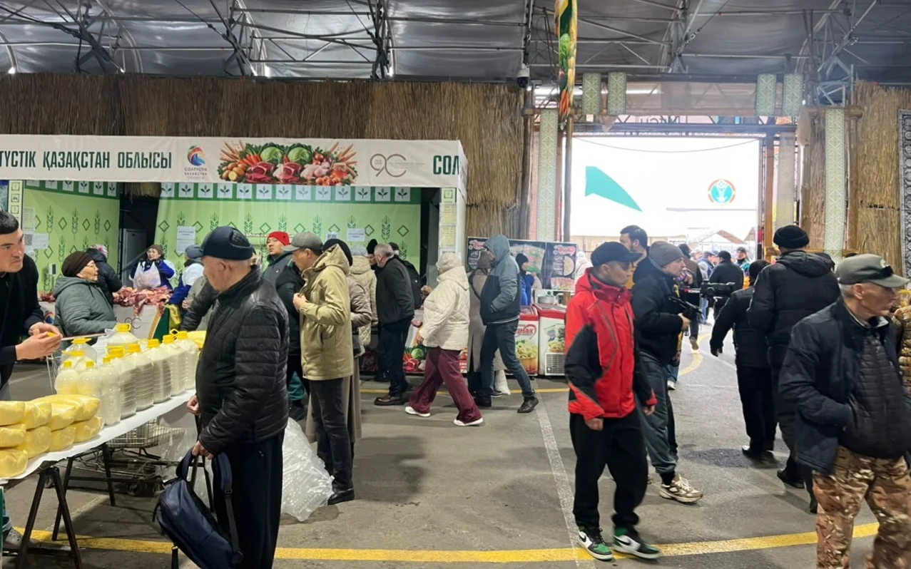 Товаропроизводители СКО привезли более 1 000 тонн продукции на ярмарку в Астану