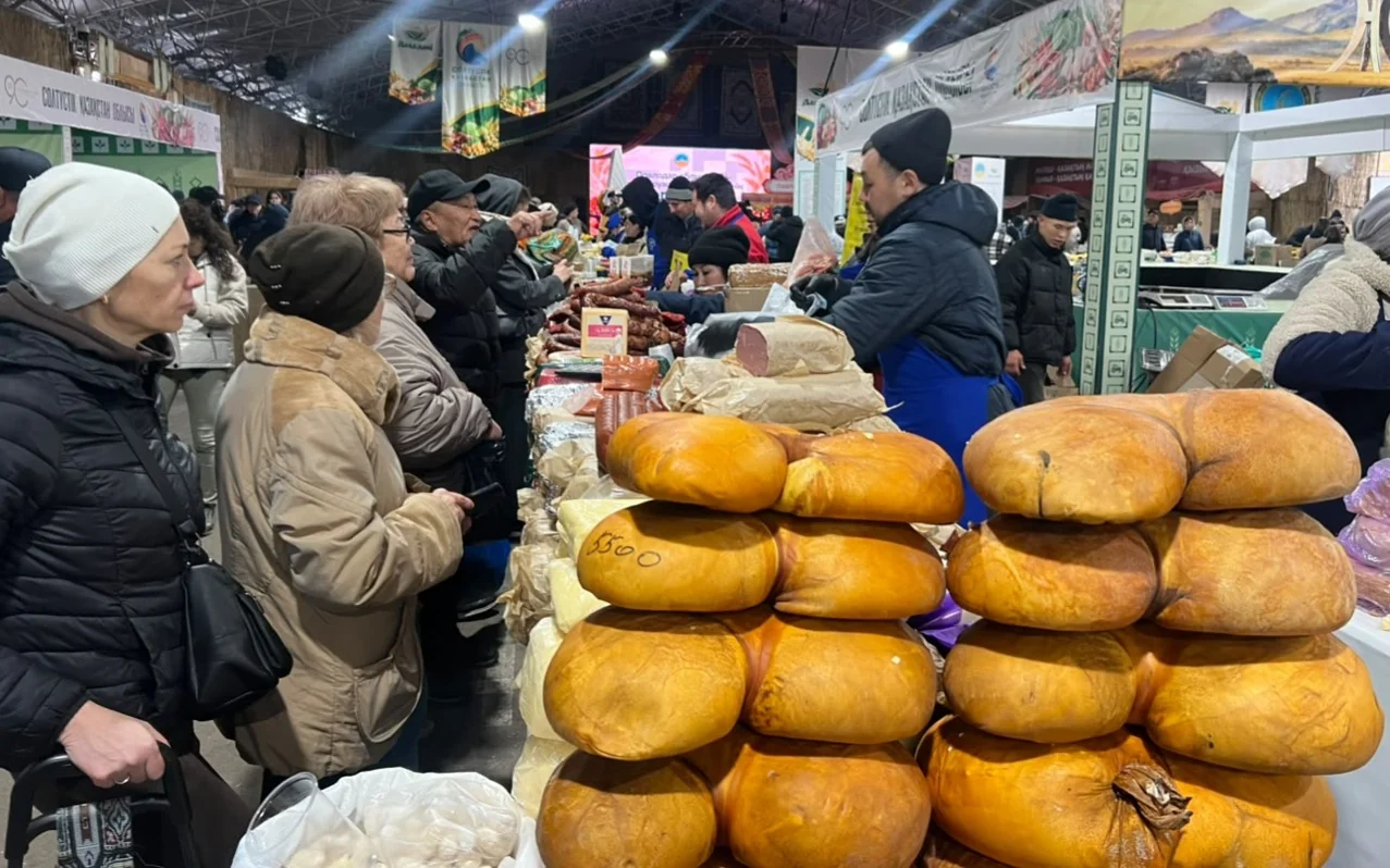 Кумыс, мясо и местные бренды: продукцию области Ұлытау представили в столице
