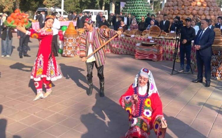 Tajikistan celebrates ancient Mehregan Harvest Festival Tajikistan celebrates ancient Mehregan Harvest Festival