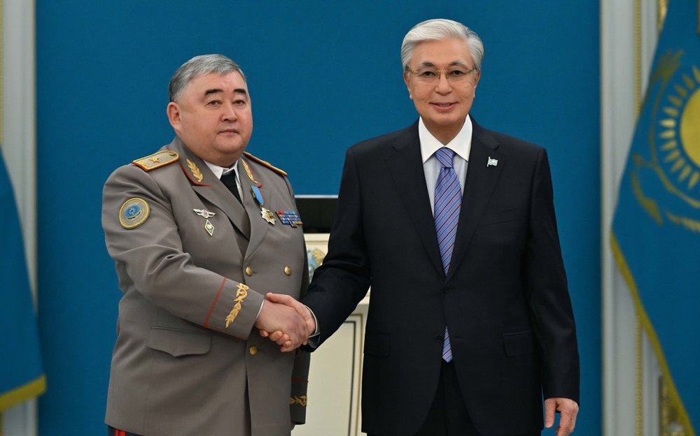 Kazakhstan honors emergency responders with state awards Kazakhstan honors emergency responders with state awards