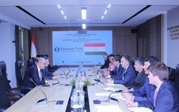 Tajikistan, EBRD seek to expand energy cooperation and hydropower development