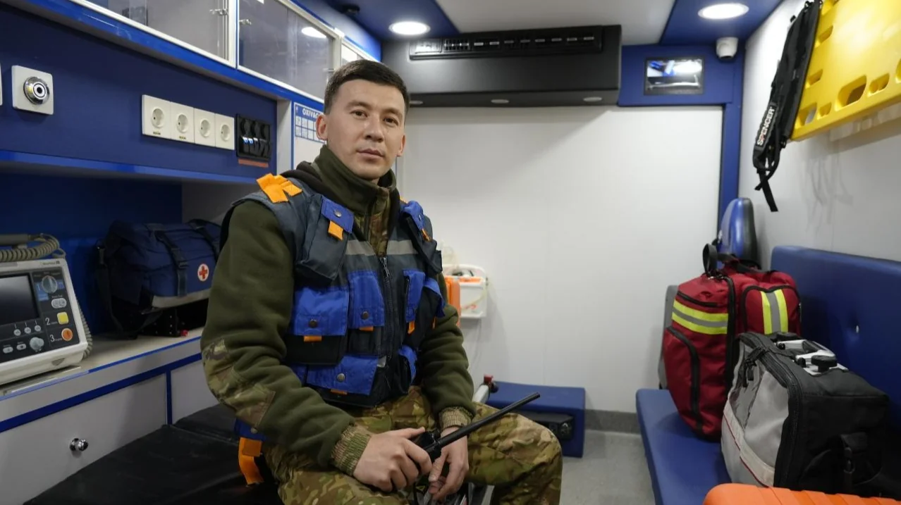 Қарағандыдағы өрт кезінде 24 адамды эвакуациялауға қатысқан фельдшер