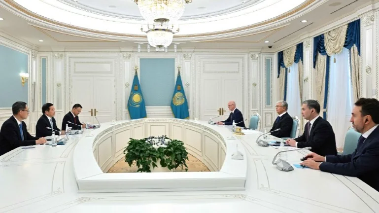 Токаев отметил вклад CNMC в развитие промышленности Казахстана
