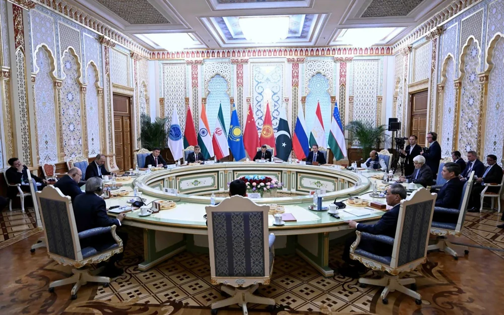 SCO member states sign joint communiqué and economic cooperation roadmap