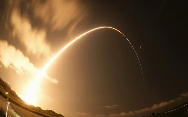 Japan launches world's first Mars moon sample-return mission