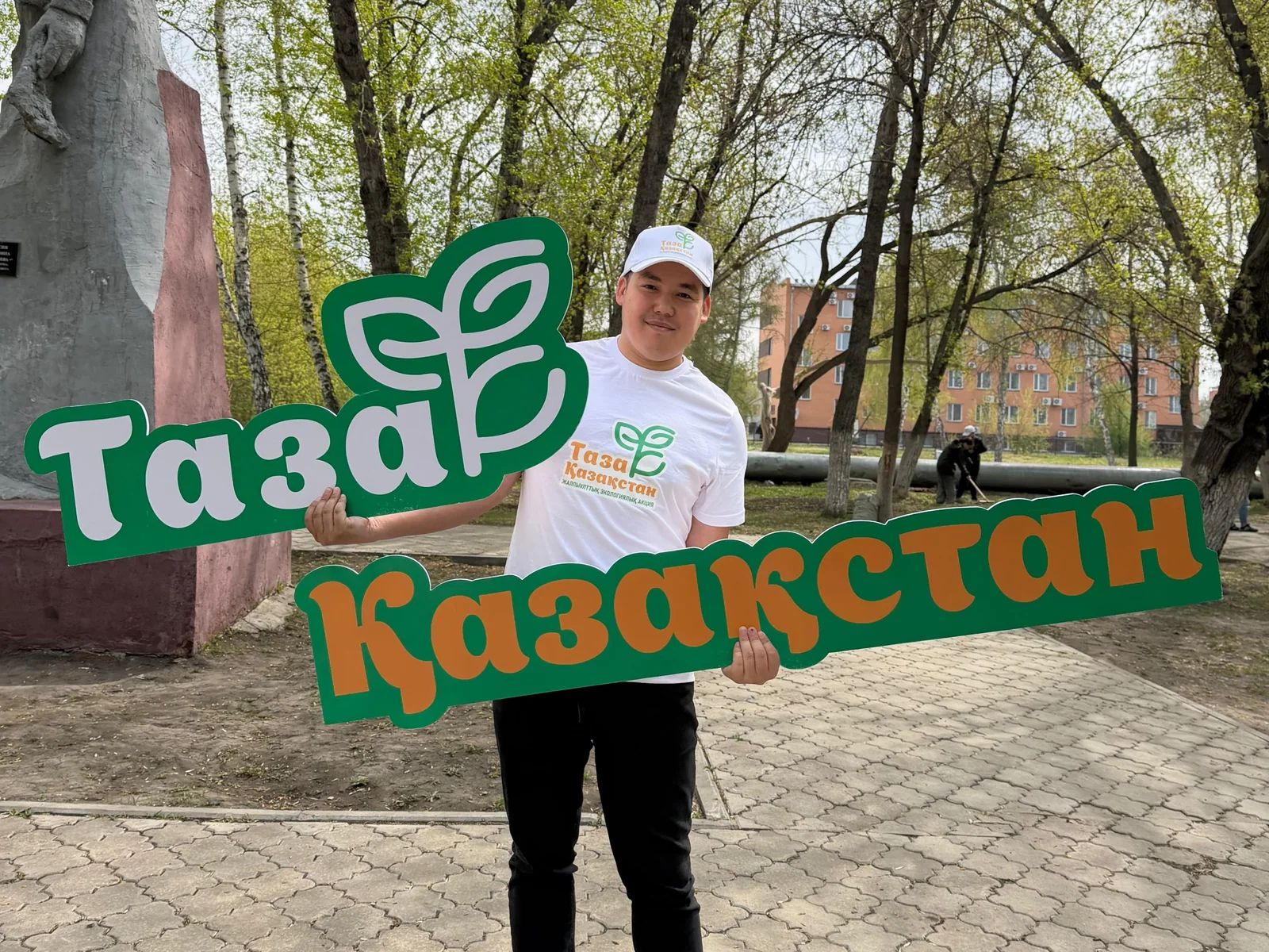 Дамир Абдиннің жеке мұрағатынан