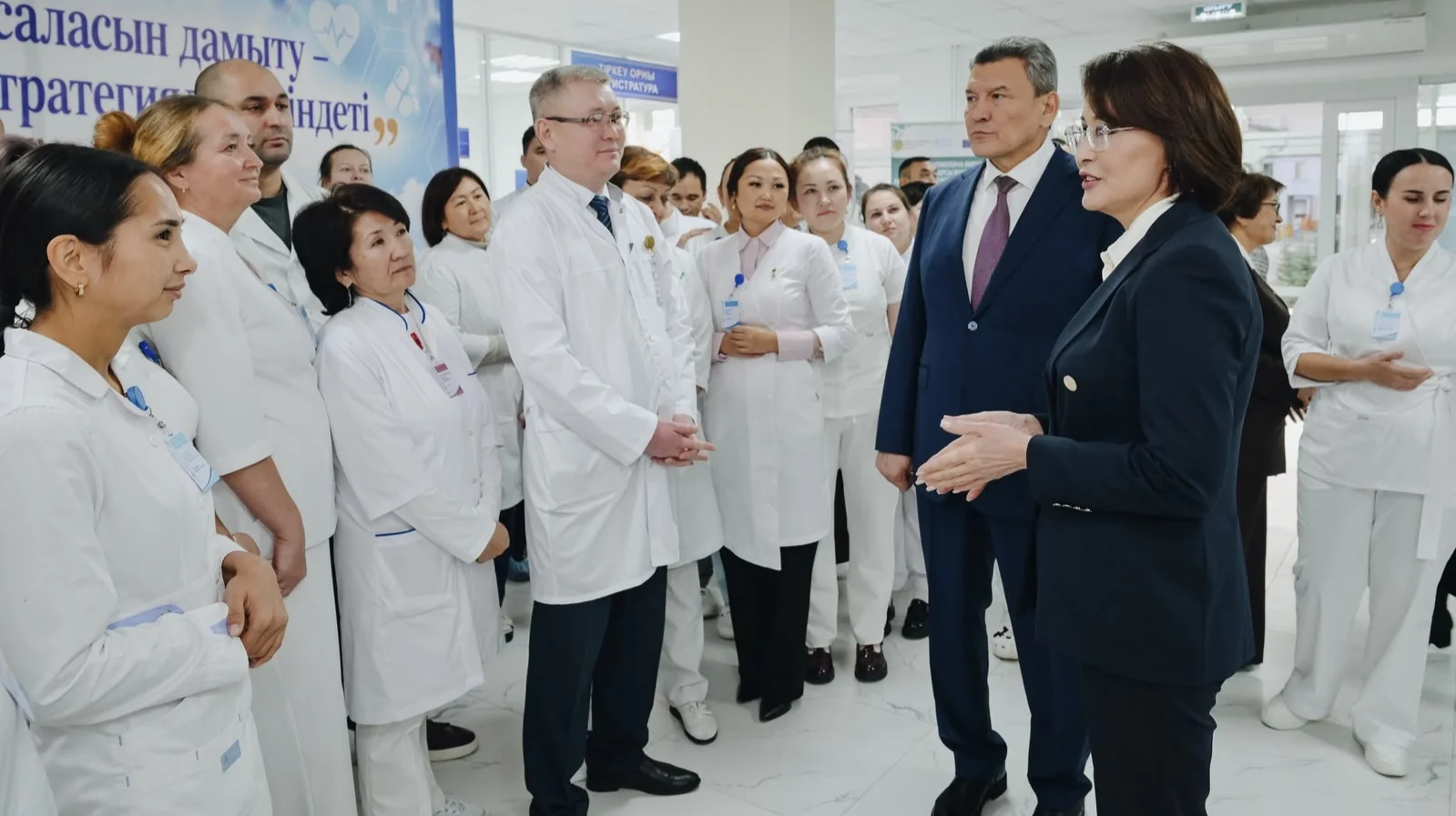 Новая поликлиника для 40 тысяч сельских жителей открылась в СКО