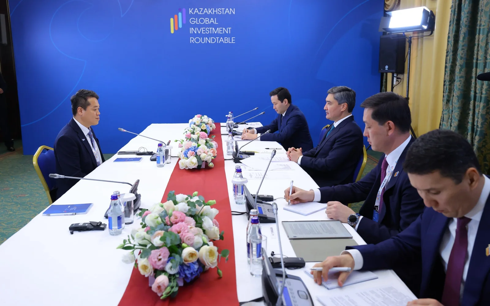 Производство спутников и их компонентов могут наладить в Казахстане
