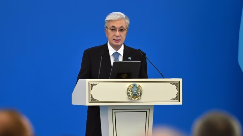 Наша страна крепнет благодаря государственникам, патриотам, интеллигентным, ответственными и трудолюбивым людям — Токаев