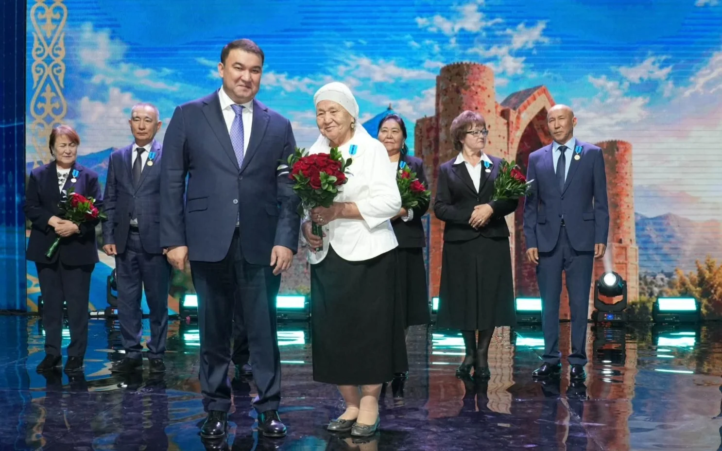 Туркестанская область встретила День Республики с новыми достижениями