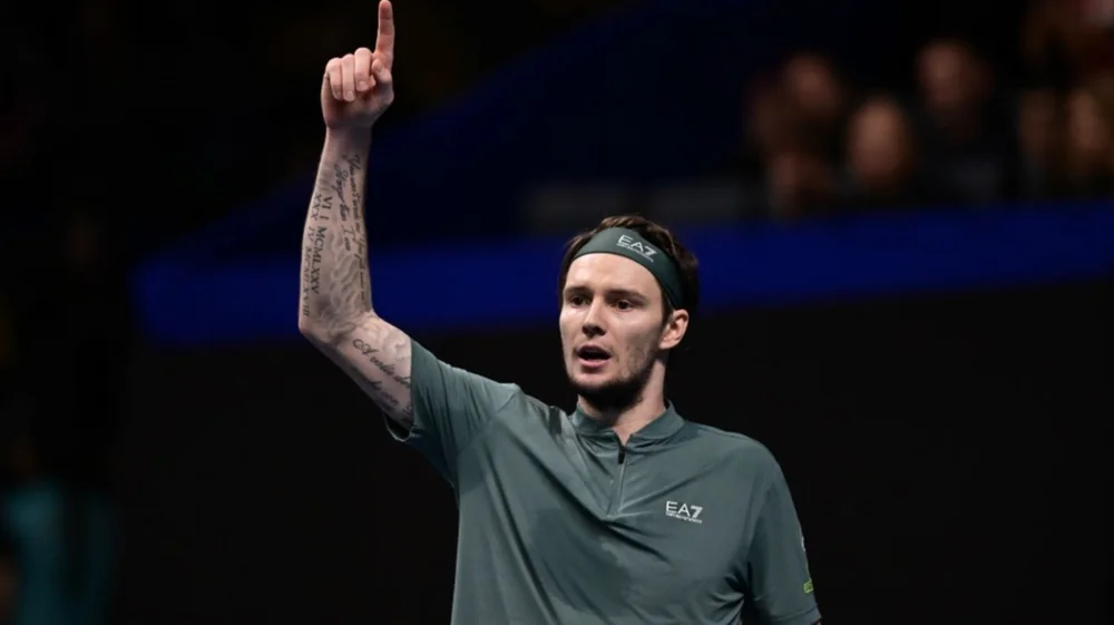 Kazakhstan’s Bublik outlasts Khachanov to reach Almaty Open semis