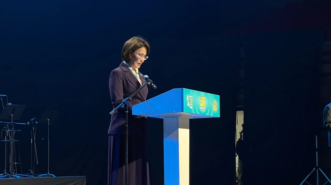 Акмарал Альназарова