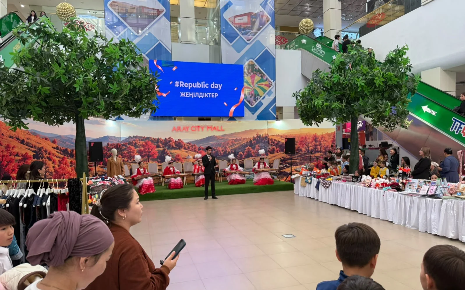 Республика күні: Қызылордада сауда орындары 50 пайызға дейін жеңілдік ұсынады