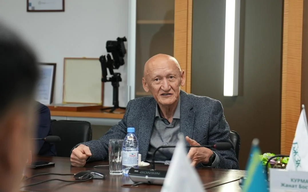 Болат Жәмішев