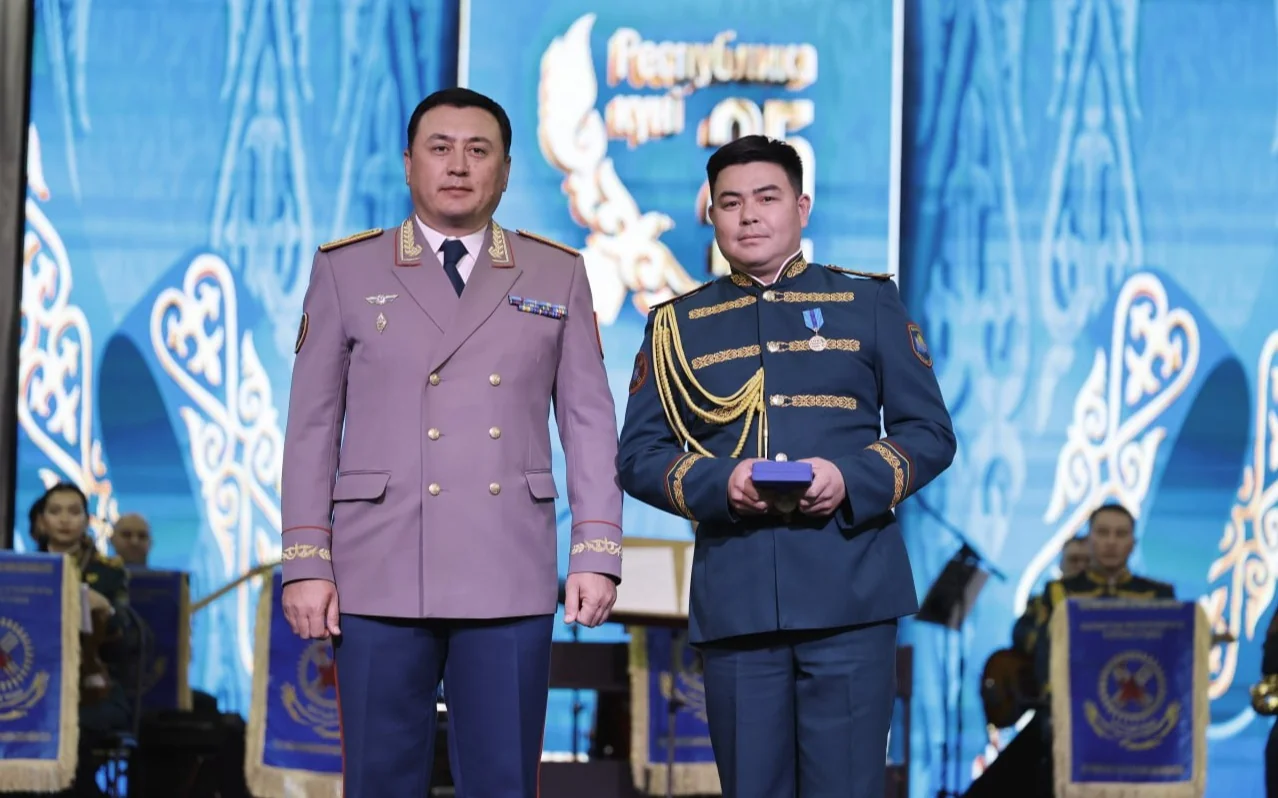 Балаларды өрттен құтқарған әскери қызметші Ғазиз Байтасов атындағы медаль алды
