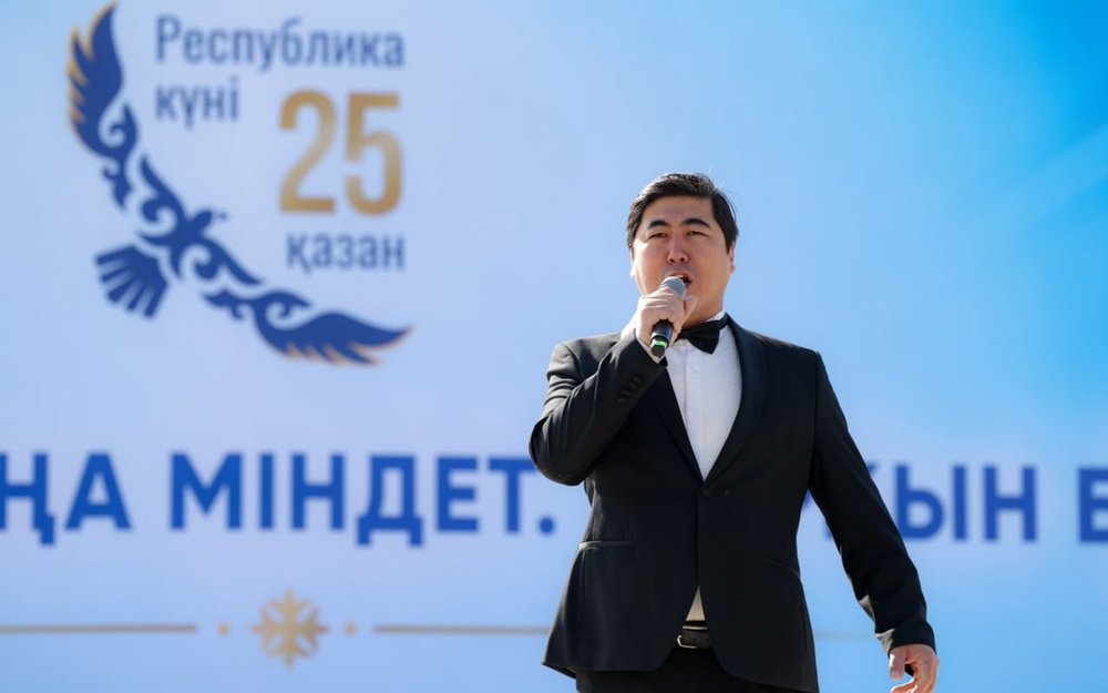 National Flag hoisted on 100-meter pole in Shymkent