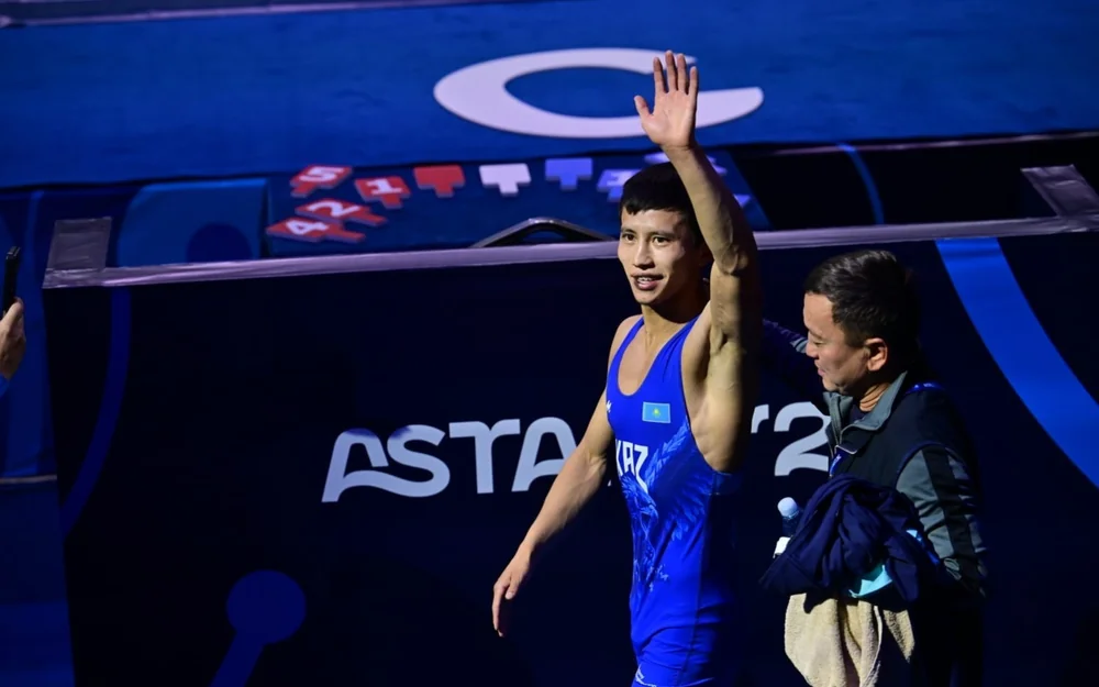Kurbayev wins Kazakhstan's 1st medal at World Wrestling Championships in Astana