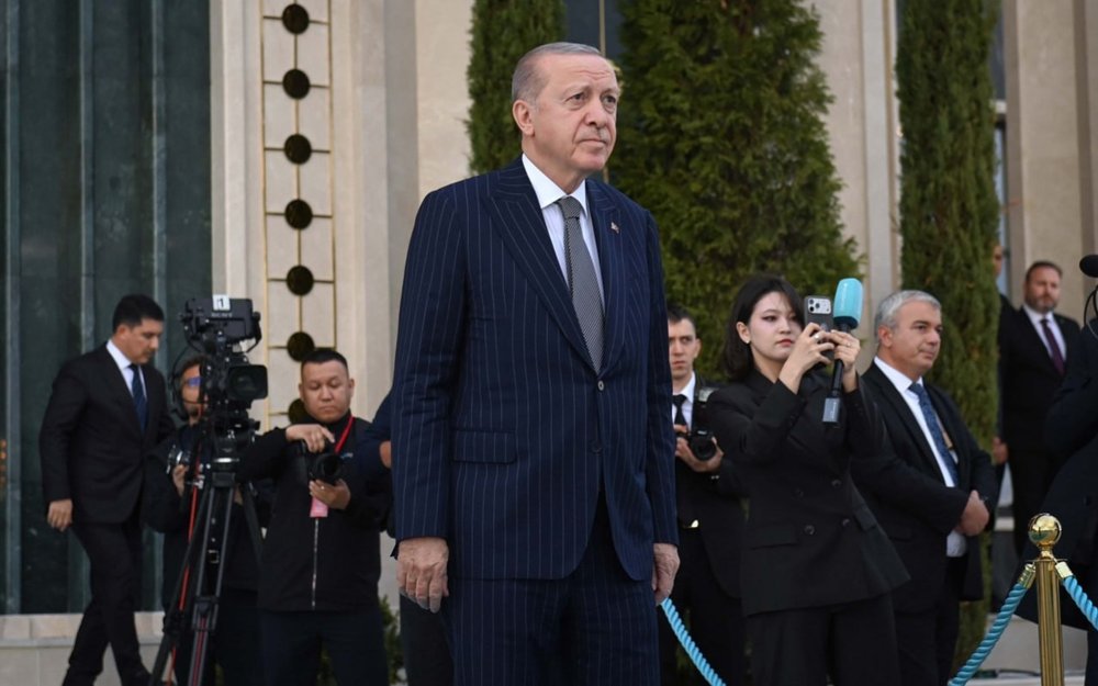 The Head of State was personally welcomed by Turkish President Recep Tayyip Erdoğan The Head of State was personally welcomed by Turkish President Recep Tayyip Erdoğan