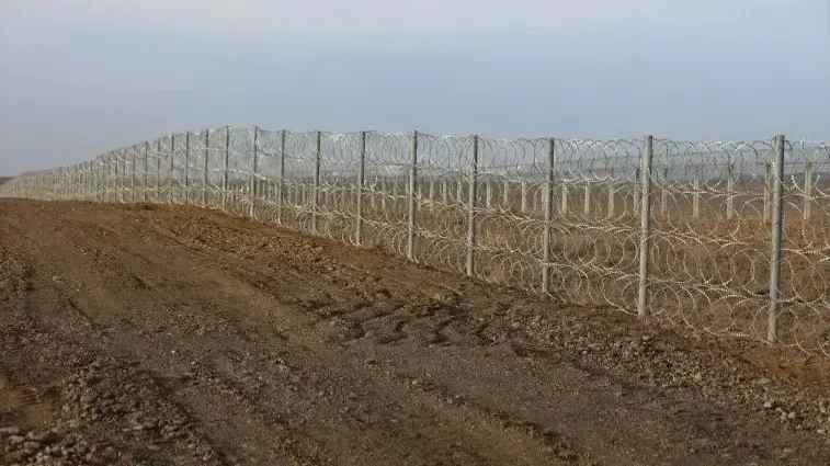 Kyrgyz-Tajik border fencing completed