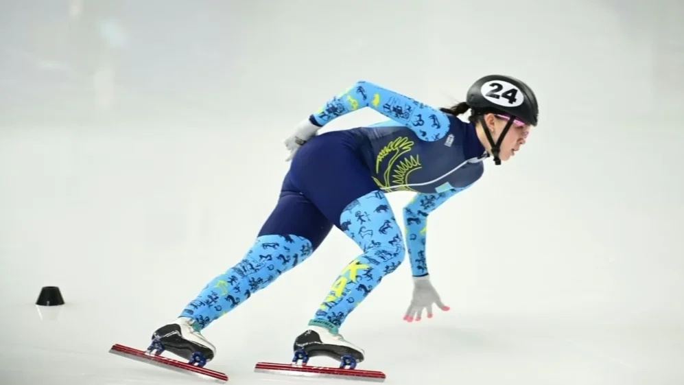 12 Kazakh short track speed skaters to compete at World Tour event in Canada