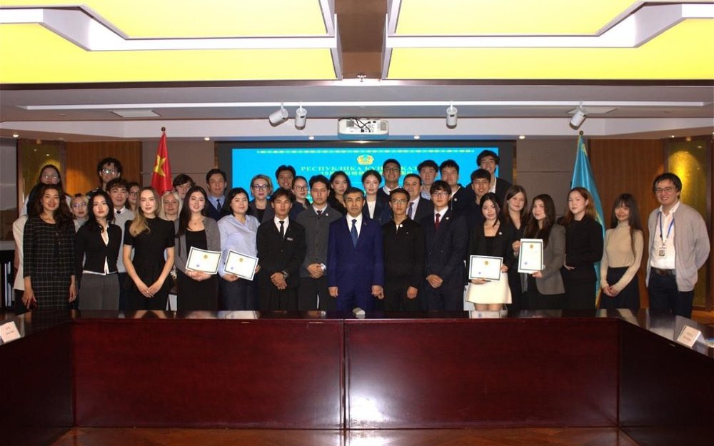 Shanghai think tanks recognize Kazakhstan as a middle power Shanghai think tanks recognize Kazakhstan as a middle power