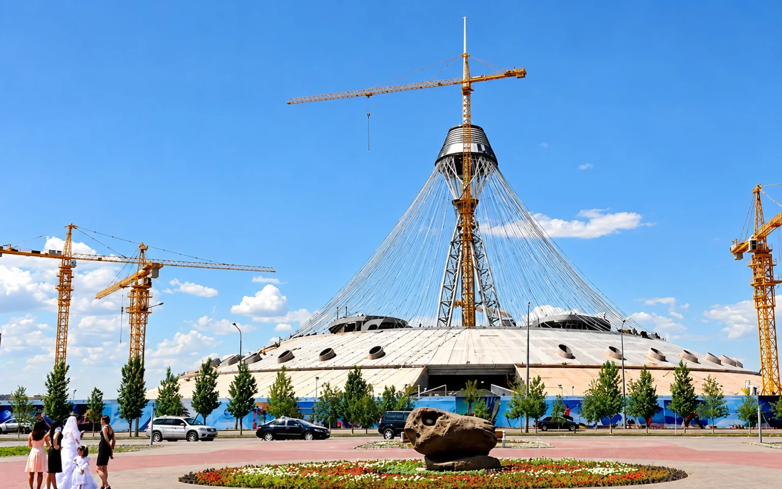 Хан Шатыр